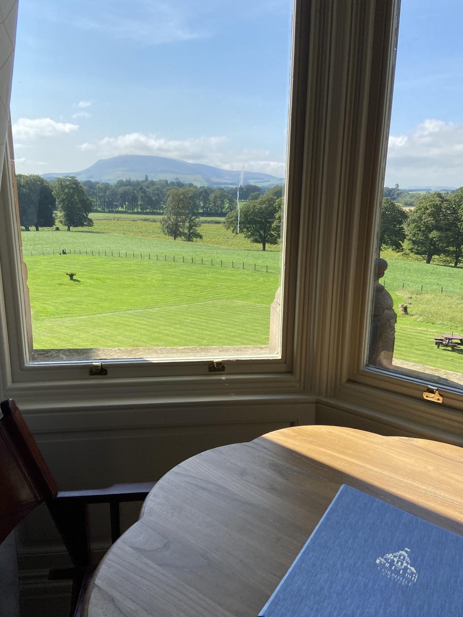 Cornhill Castle Hotel Biggar Bagian luar foto